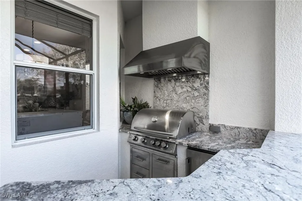 3920 Lakeview Isle Court Fort Myers FL 33905