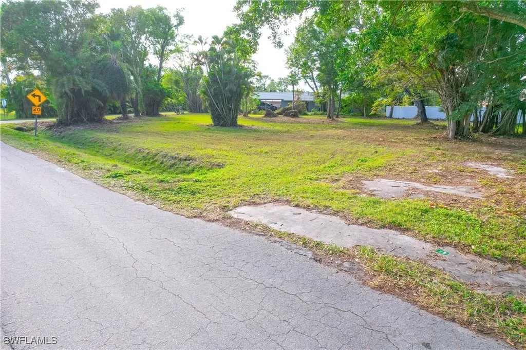 808 Sunset Vista Drive Fort Myers FL 33919