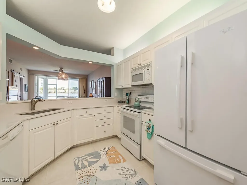 3440 W Crown Pointe Boulevard Naples FL 34112