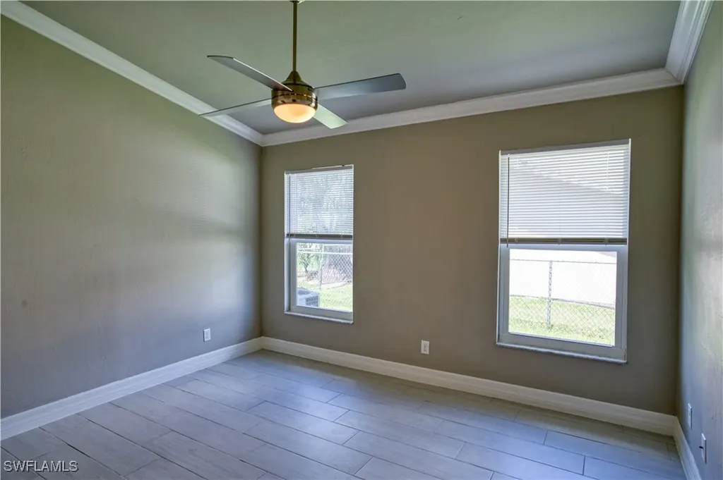 911 SW 3rd Avenue Cape Coral FL 33991
