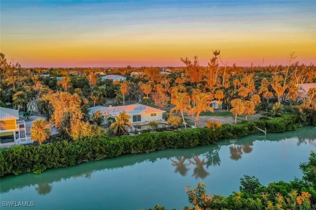 5769 Sanibel Captiva Road Sanibel FL 33957
