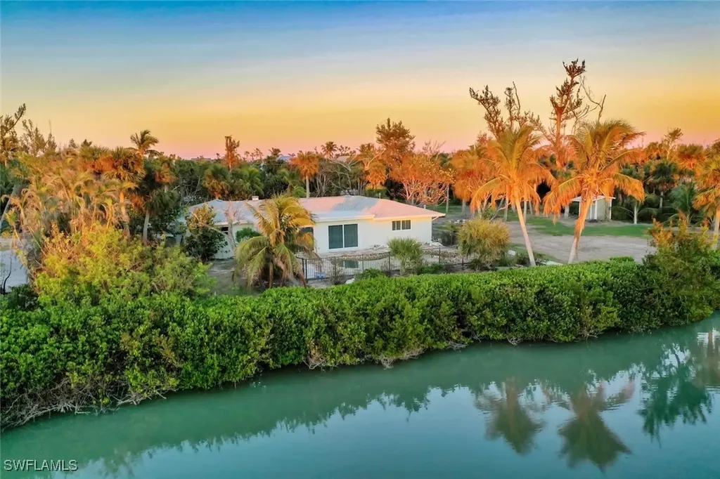 5769 Sanibel Captiva Road Sanibel FL 33957