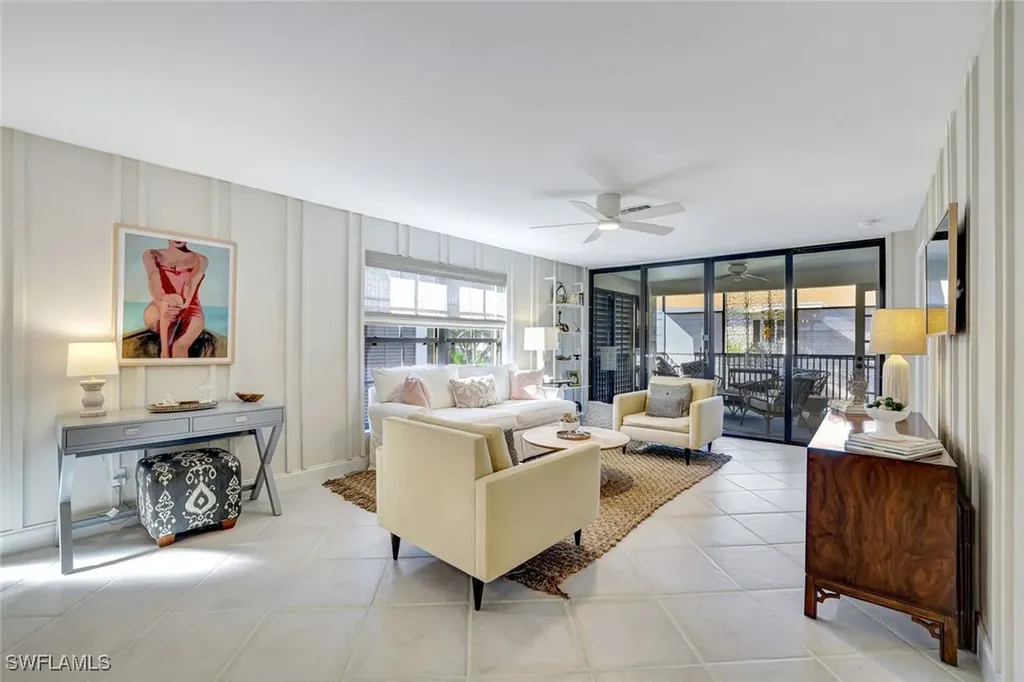 3107 Riviera Drive Naples FL 34103
