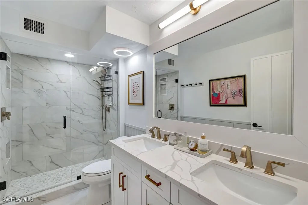 3107 Riviera Drive Naples FL 34103