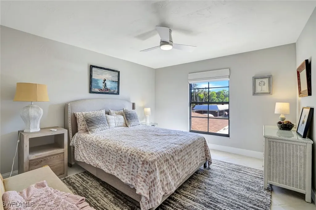 3107 Riviera Drive Naples FL 34103