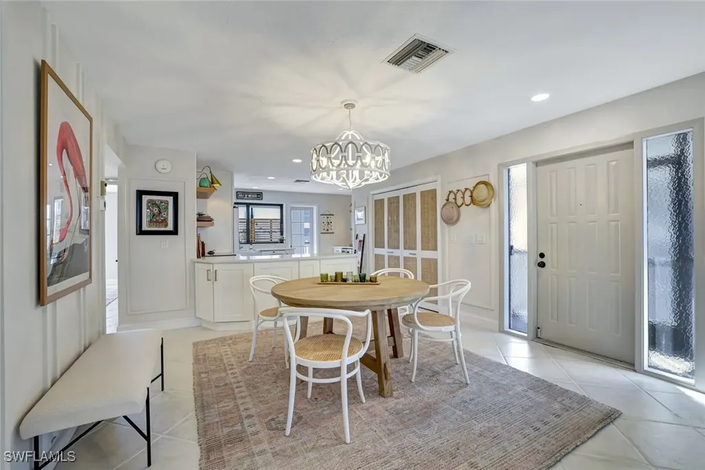 3107 Riviera Drive Naples FL 34103