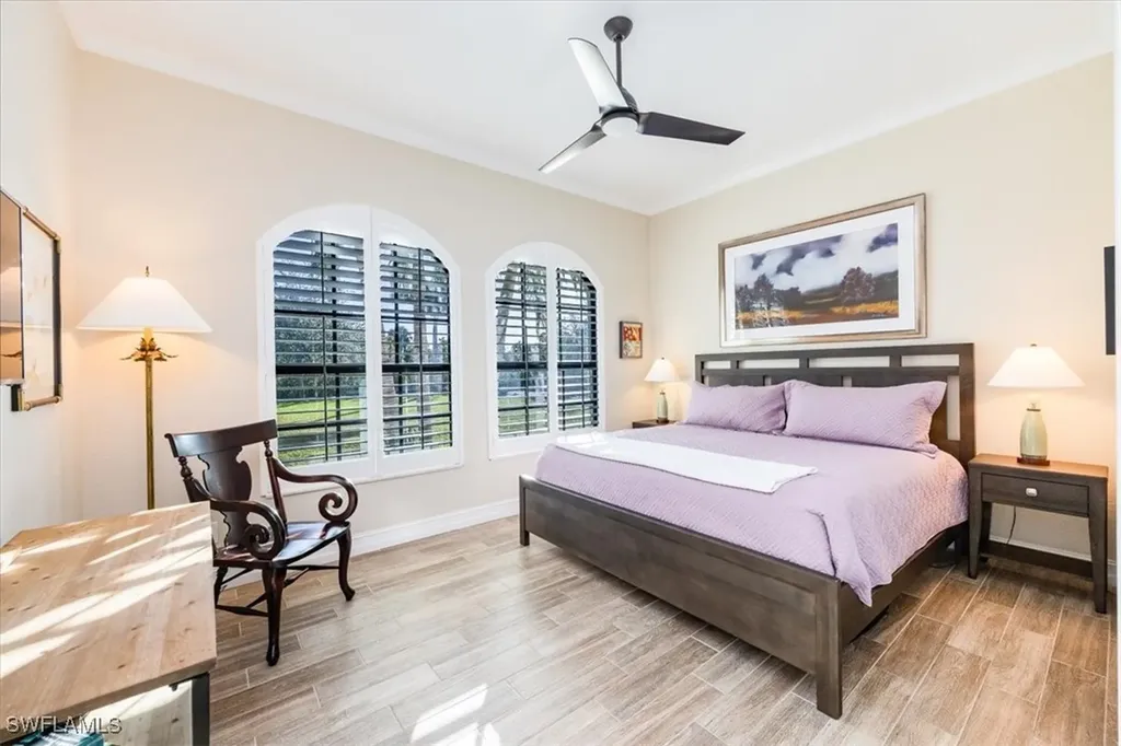 2431 Breakwater Way Naples FL 34112