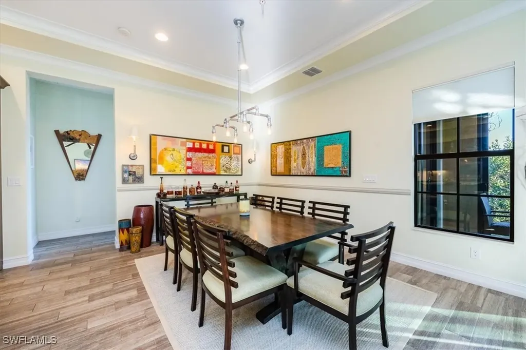 2431 Breakwater Way Naples FL 34112
