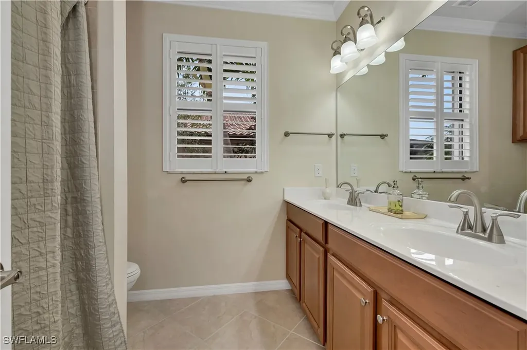 3926 Sapphire Way Naples FL 34114