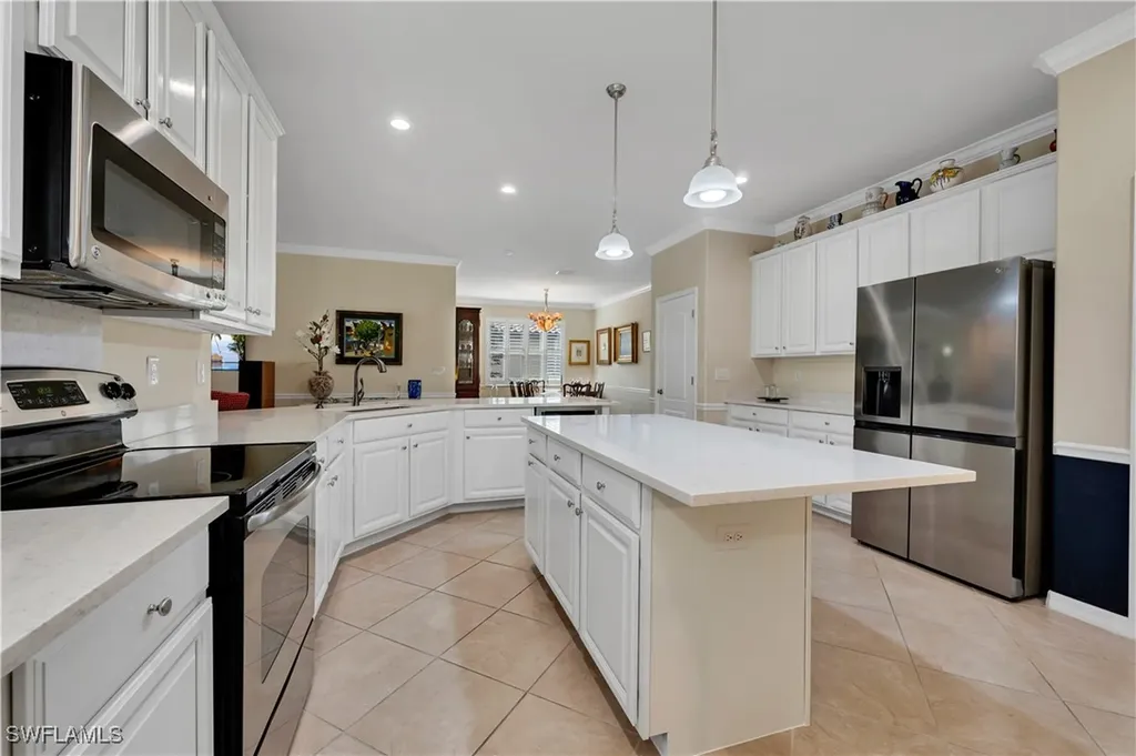 3926 Sapphire Way Naples FL 34114