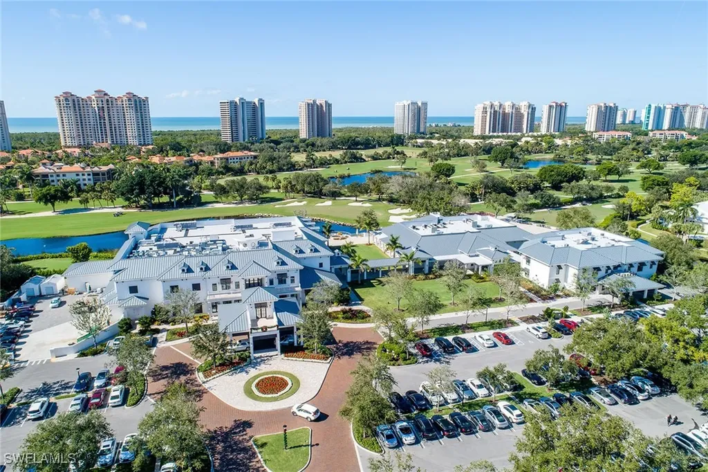 810 Breakaway Lane Naples FL 34108