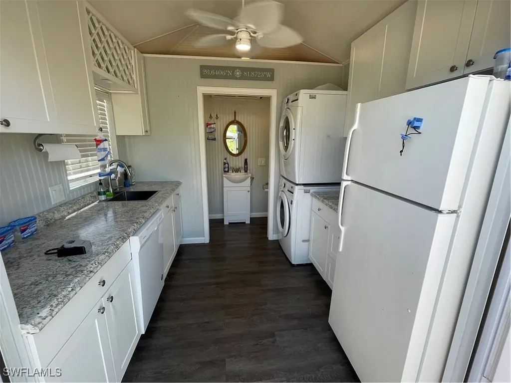 5861 Maplewood Court Fort Myers FL 33905