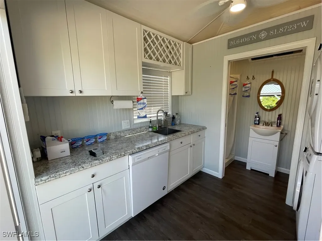 5861 Maplewood Court Fort Myers FL 33905