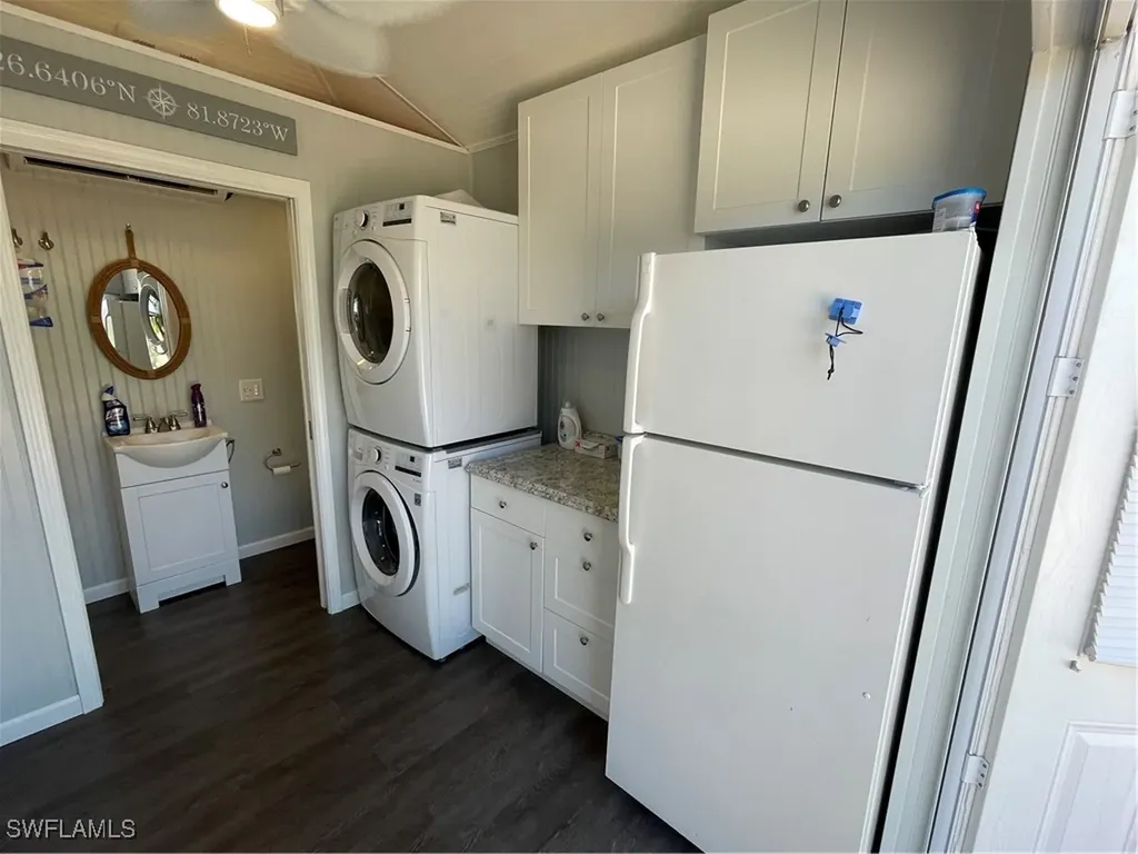 5861 Maplewood Court Fort Myers FL 33905