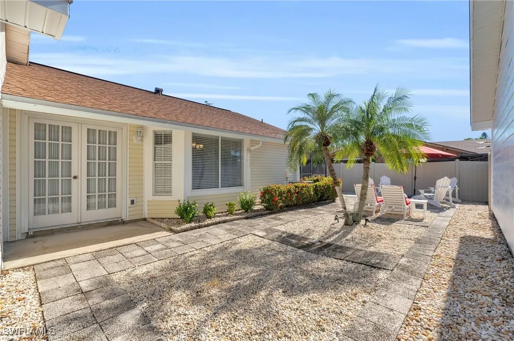 5580 Longleaf Drive North Fort Myers FL 33917