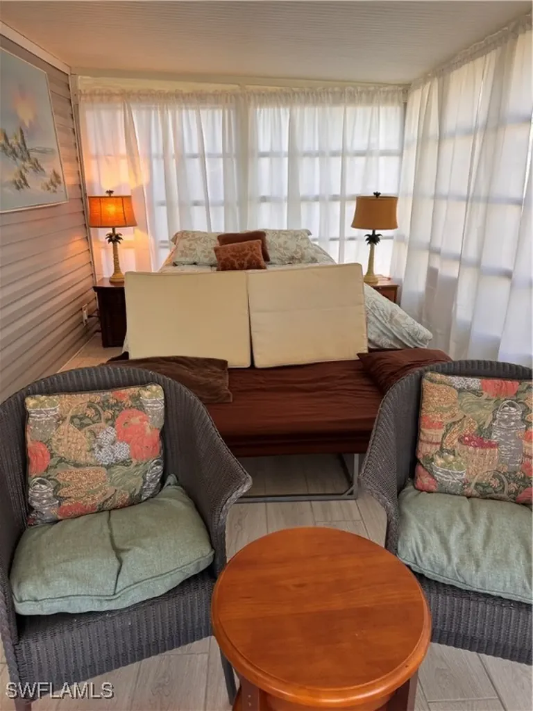 264 Shoreland Drive Fort Myers FL 33905