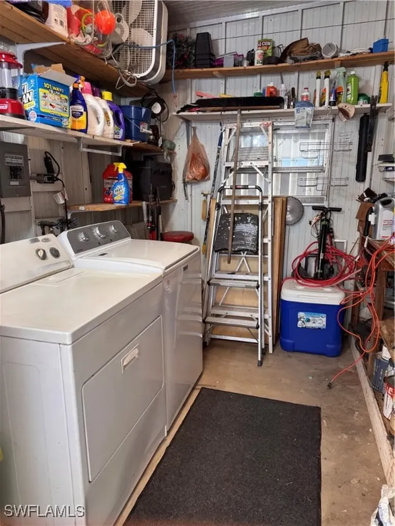 264 Shoreland Drive Fort Myers FL 33905