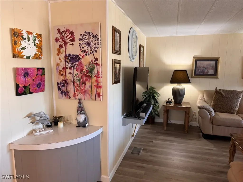 264 Shoreland Drive Fort Myers FL 33905