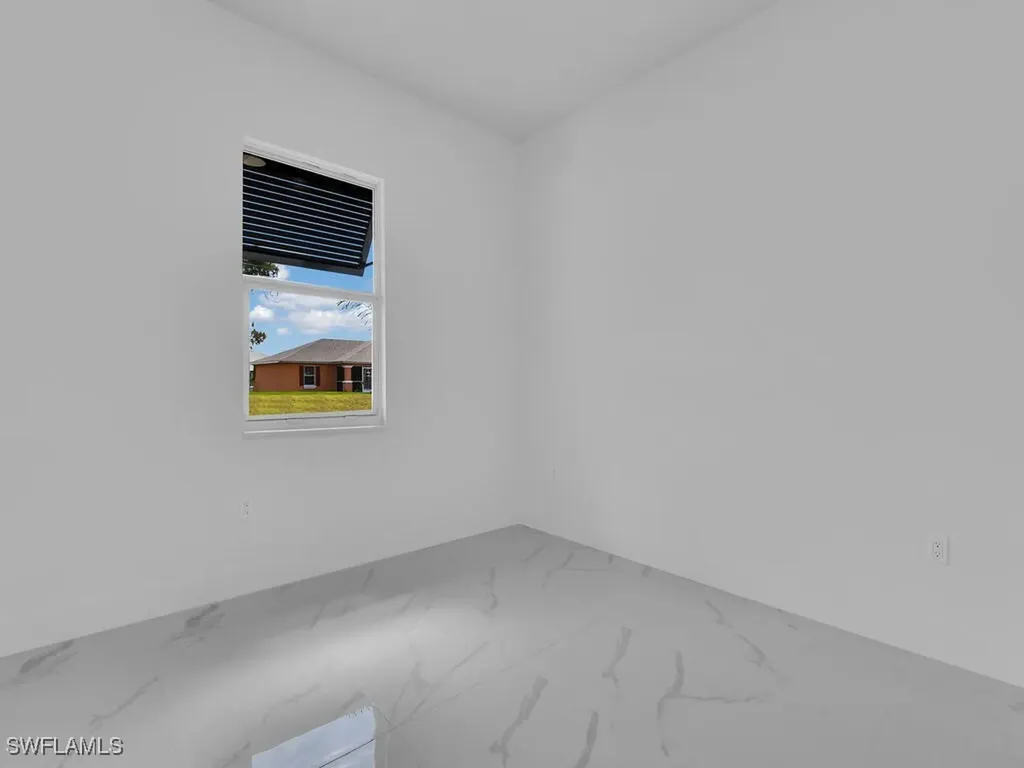 6032 Langdon Avenue Fort Myers FL 33905