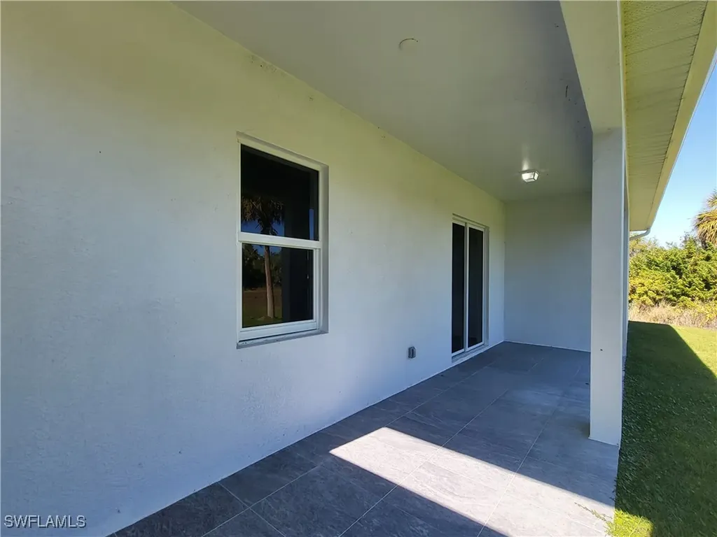 6032 Langdon Avenue Fort Myers FL 33905