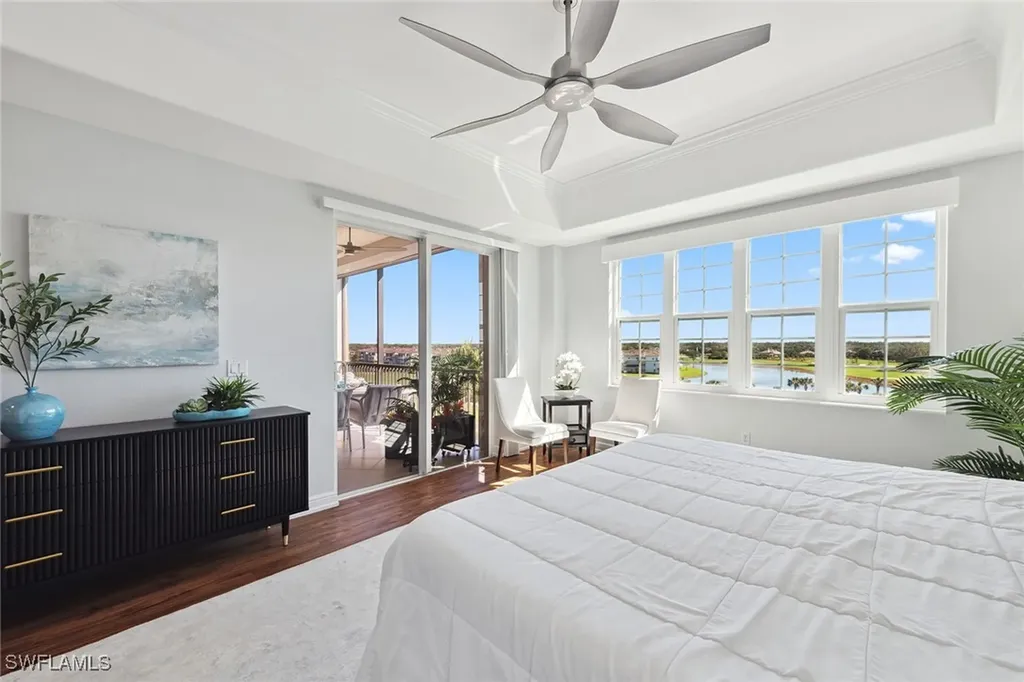 570 El Camino Real Naples FL 34119