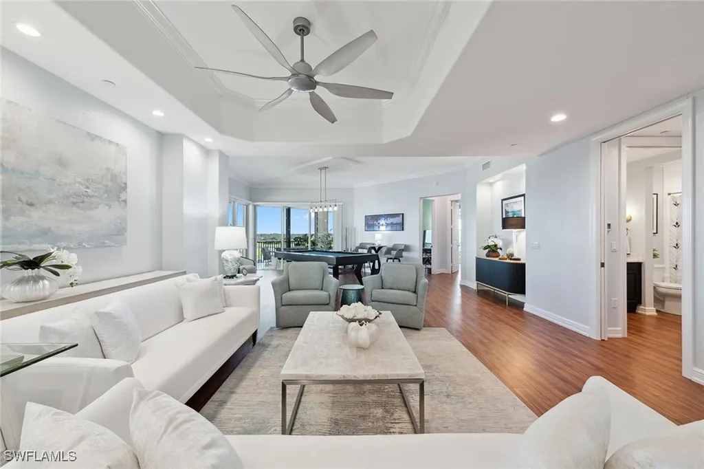 570 El Camino Real Naples FL 34119