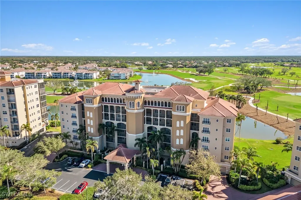 570 El Camino Real Naples FL 34119