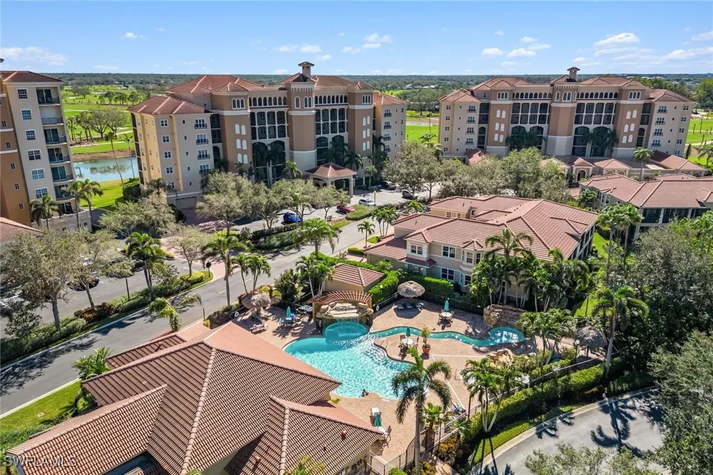 570 El Camino Real Naples FL 34119