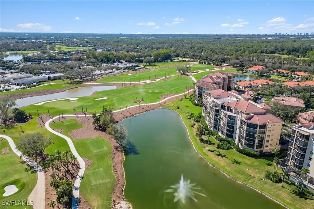 570 El Camino Real Naples FL 34119
