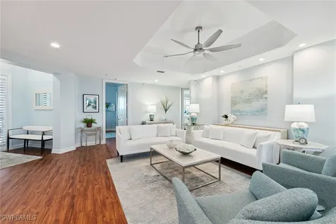 570 El Camino Real Naples FL 34119