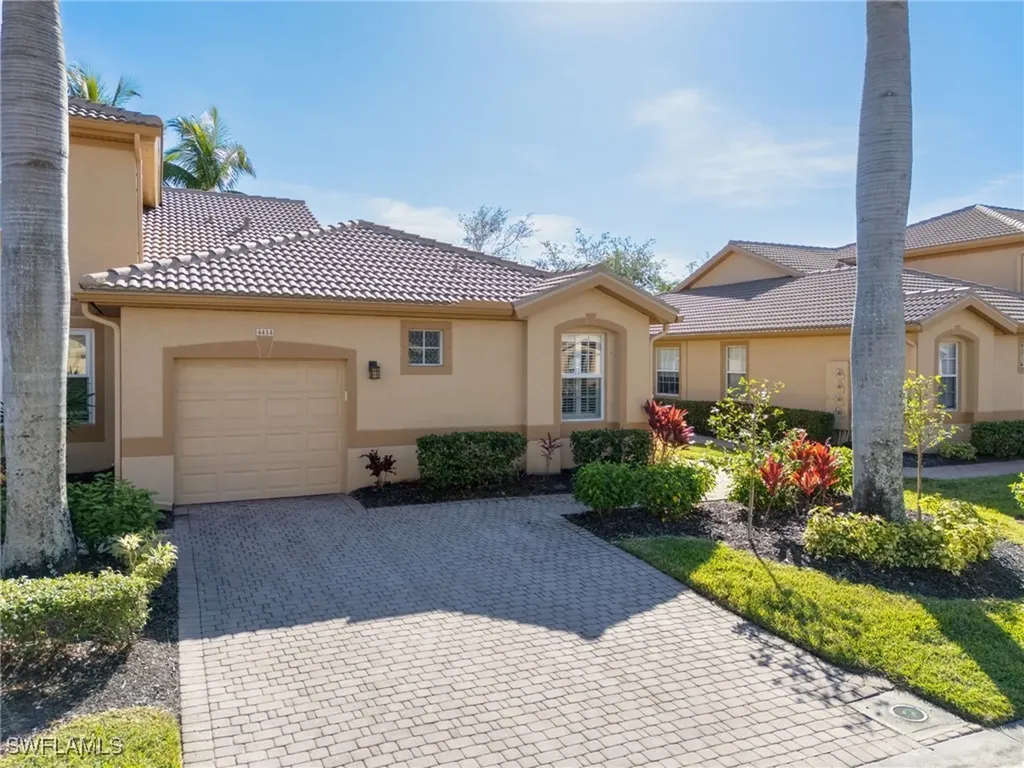 7841 Lake Sawgrass Loop Fort Myers FL 33907