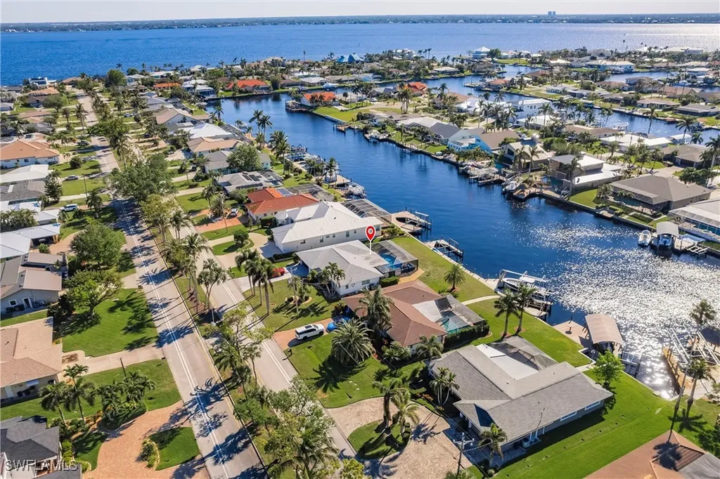 1936 Palaco Grande Parkway Cape Coral FL 33904