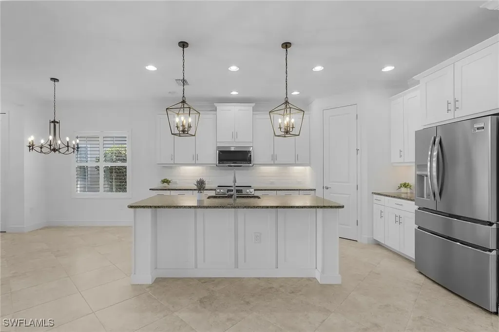 3728 Canopy Circle Naples FL 34120