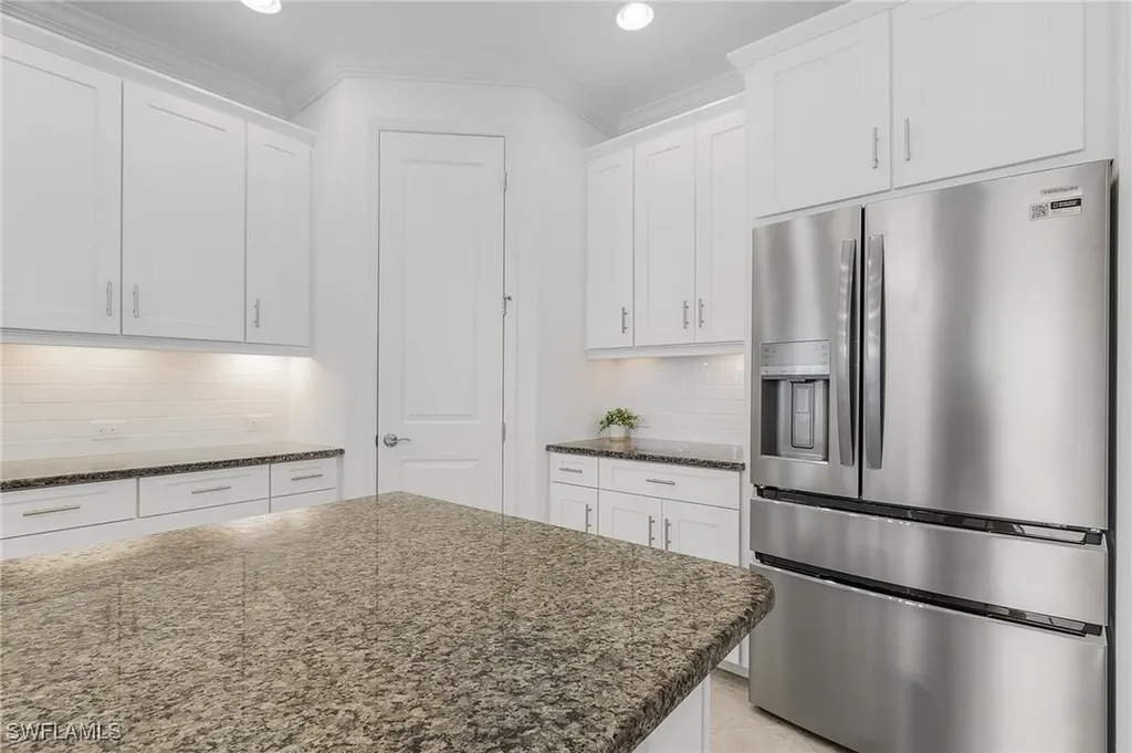 3728 Canopy Circle Naples FL 34120