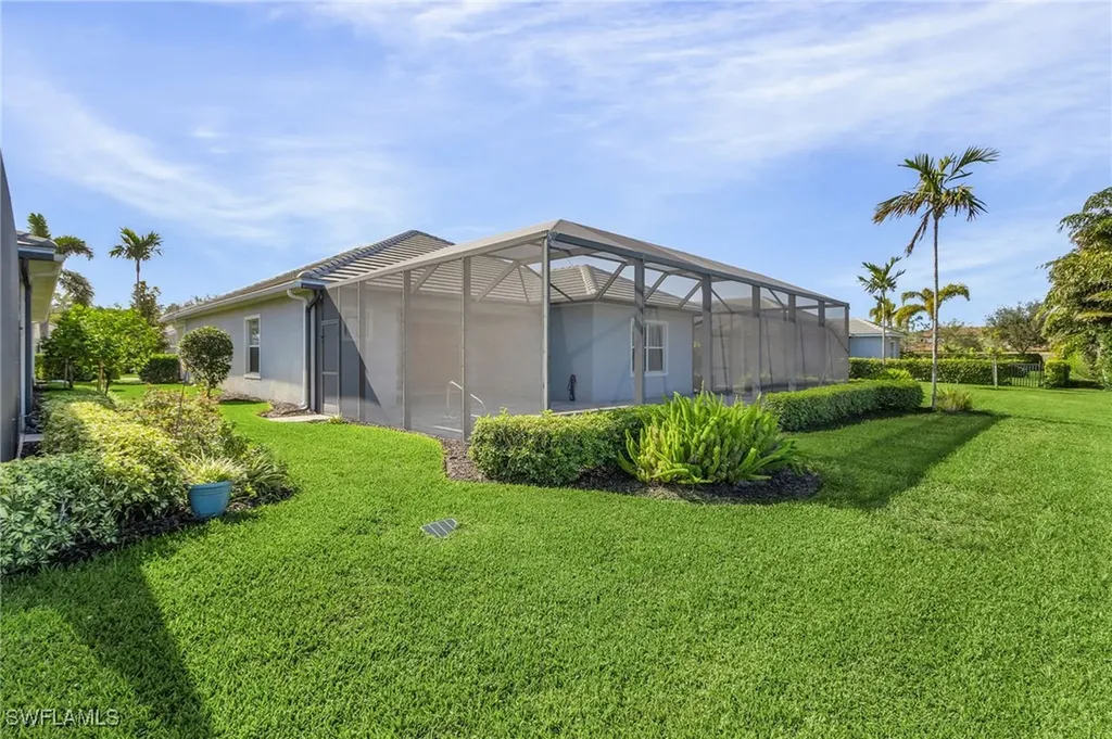 3728 Canopy Circle Naples FL 34120