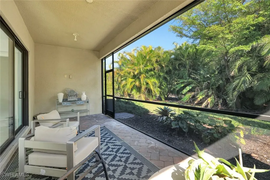 1999 Mustique Street Naples FL 34120