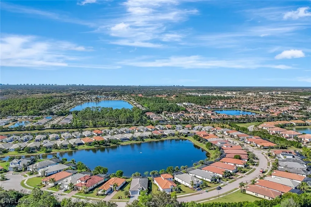 1999 Mustique Street Naples FL 34120