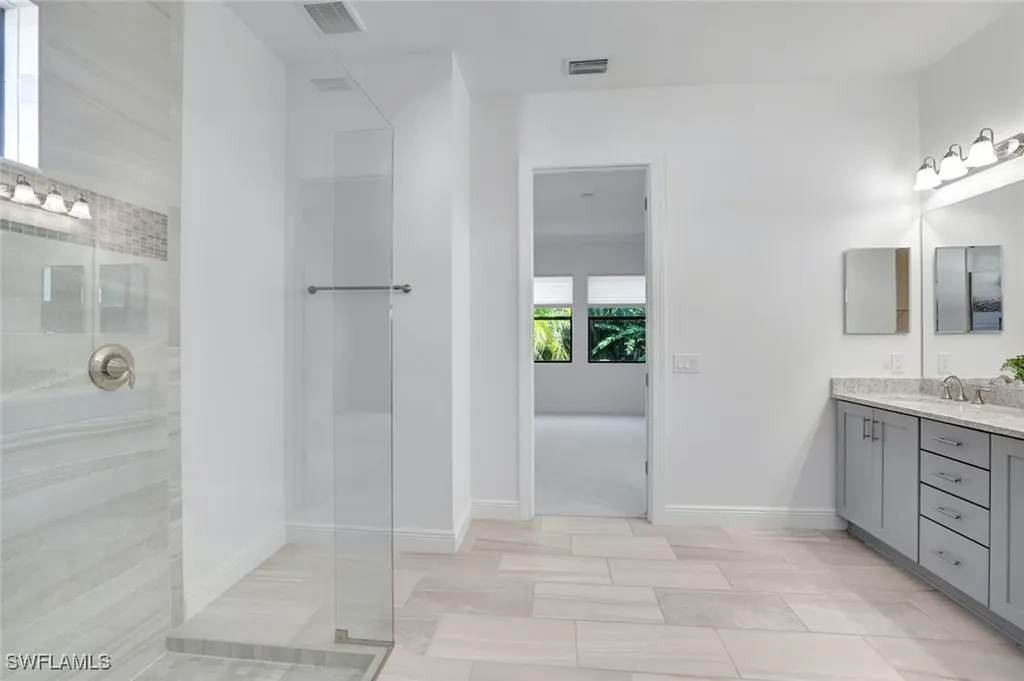 1999 Mustique Street Naples FL 34120