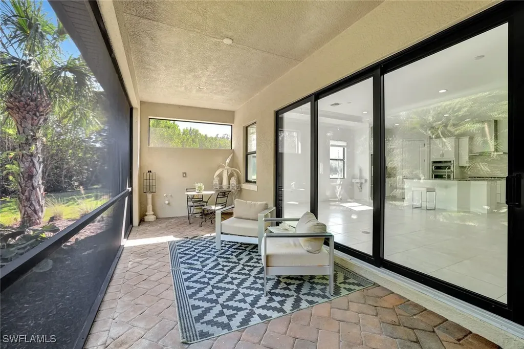 1999 Mustique Street Naples FL 34120