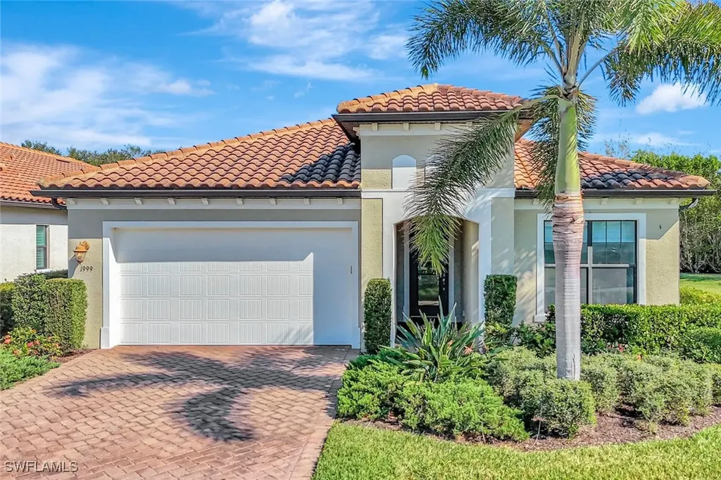 1999 Mustique Street Naples FL 34120