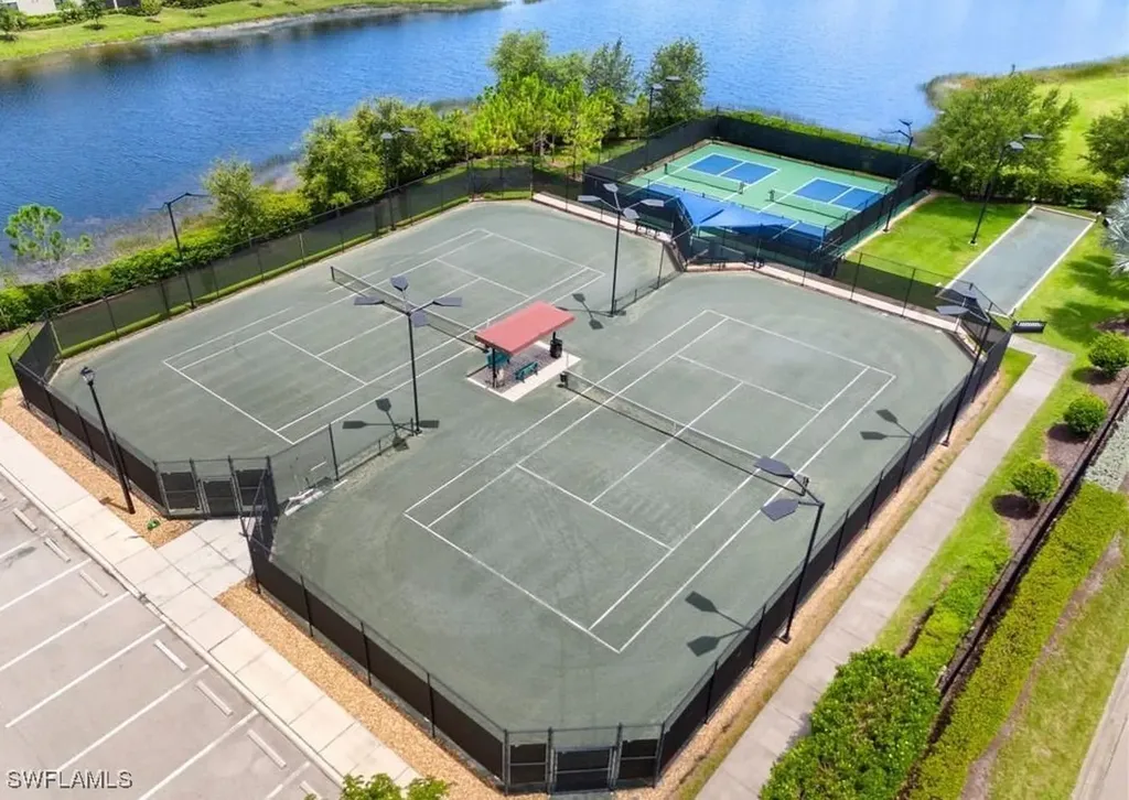1999 Mustique Street Naples FL 34120