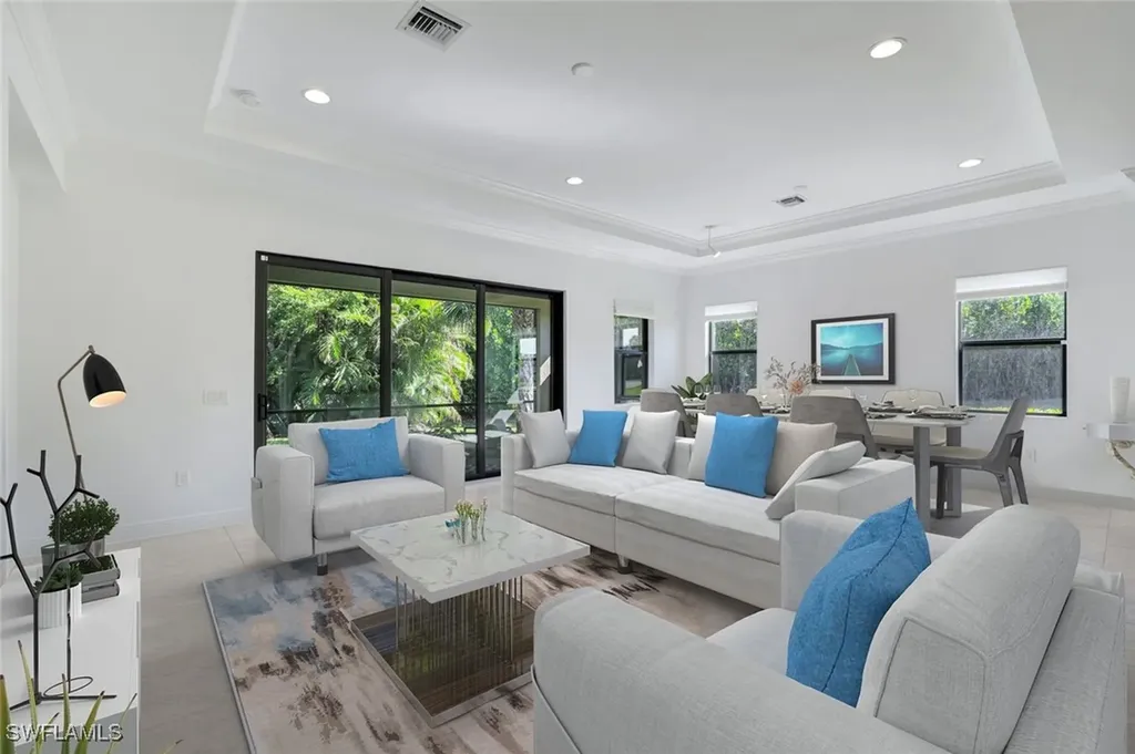 1999 Mustique Street Naples FL 34120