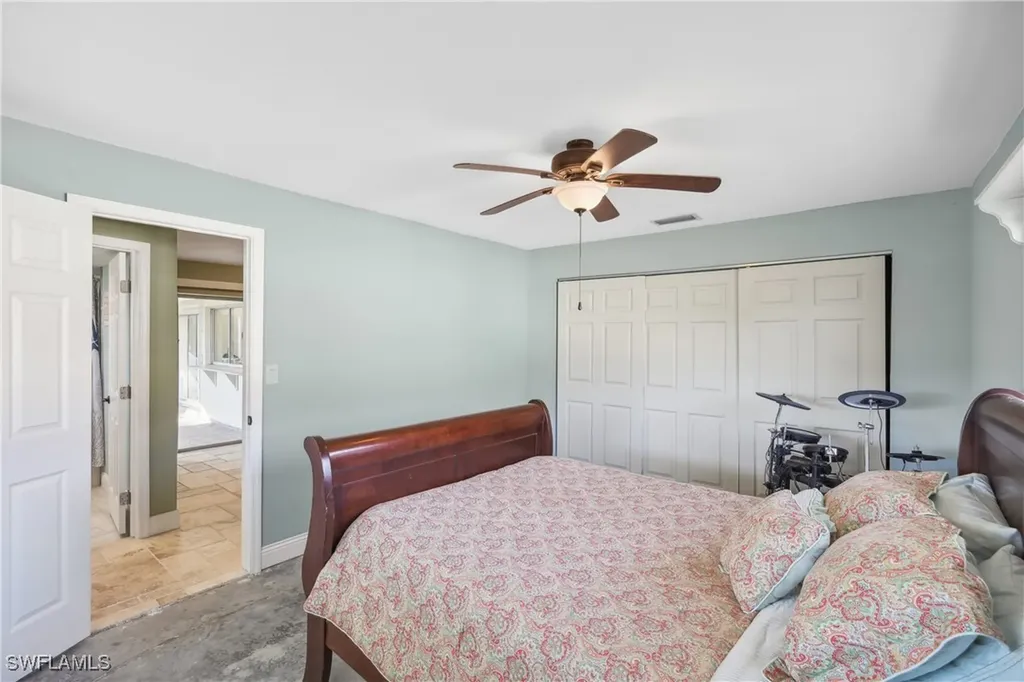 5219 Seminole Court Cape Coral FL 33904