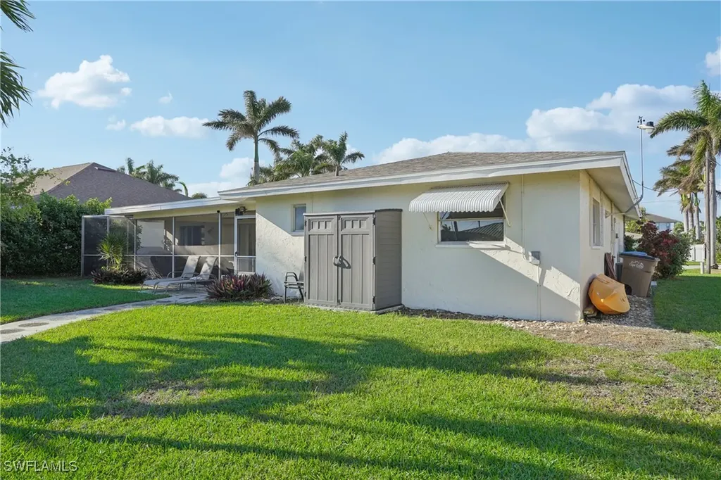5219 Seminole Court Cape Coral FL 33904