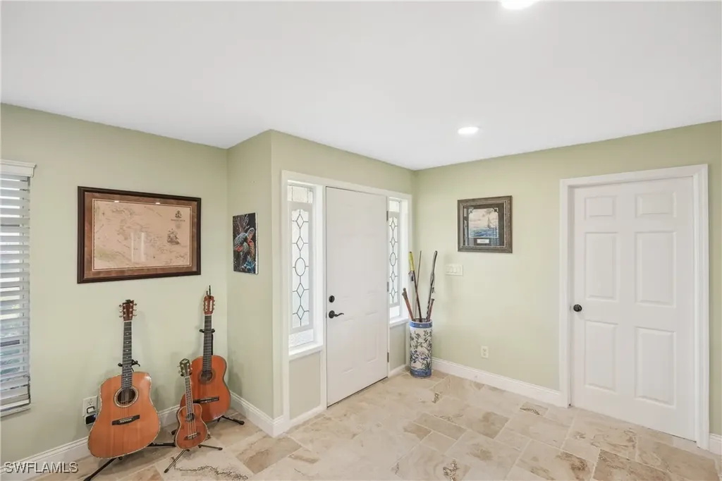 5219 Seminole Court Cape Coral FL 33904