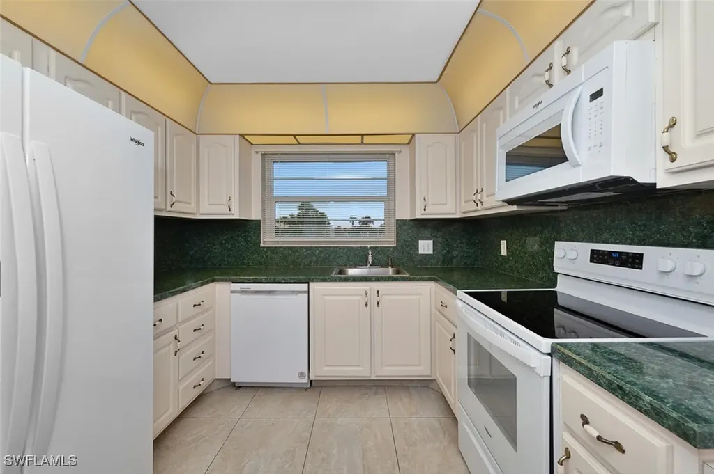 4372 27th Court SW Naples FL 34116