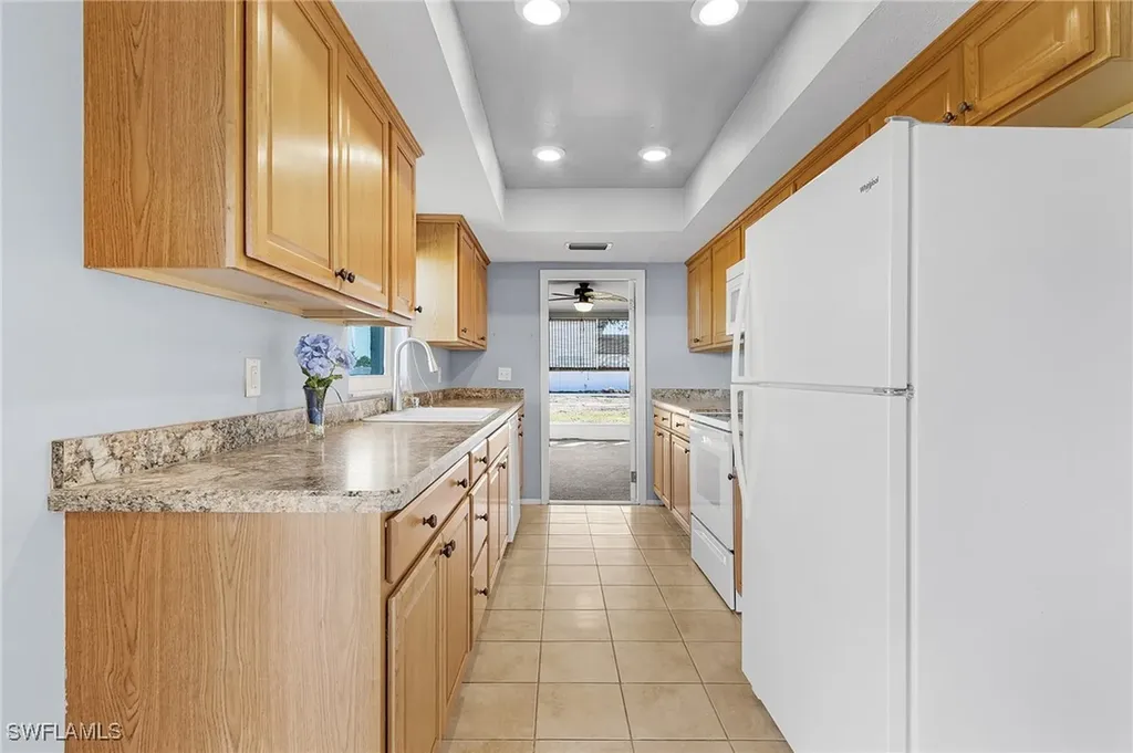 2017 NE 15th Place Cape Coral FL 33909