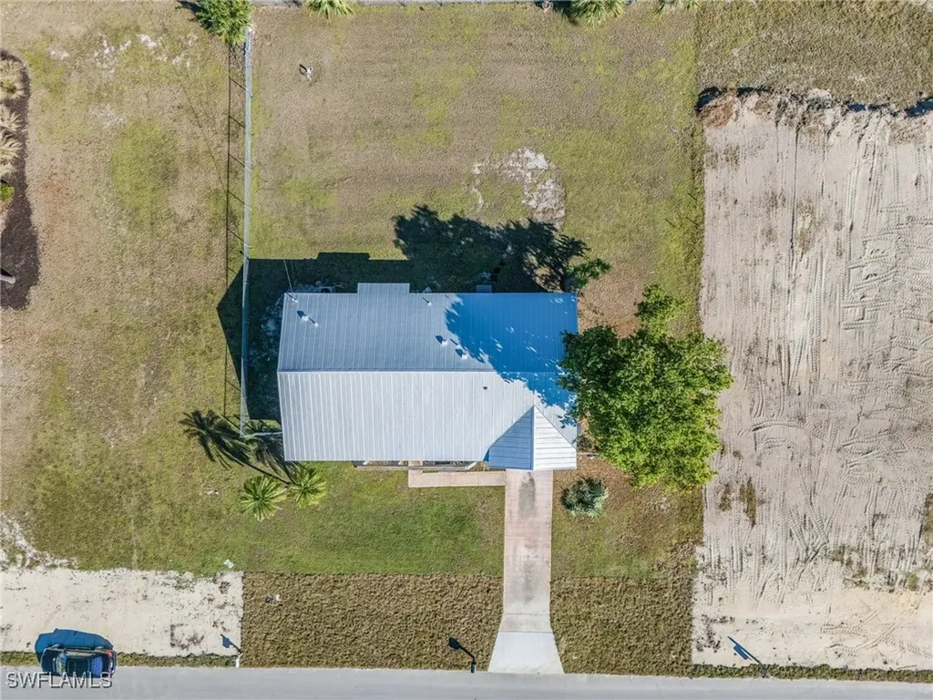 2017 NE 15th Place Cape Coral FL 33909