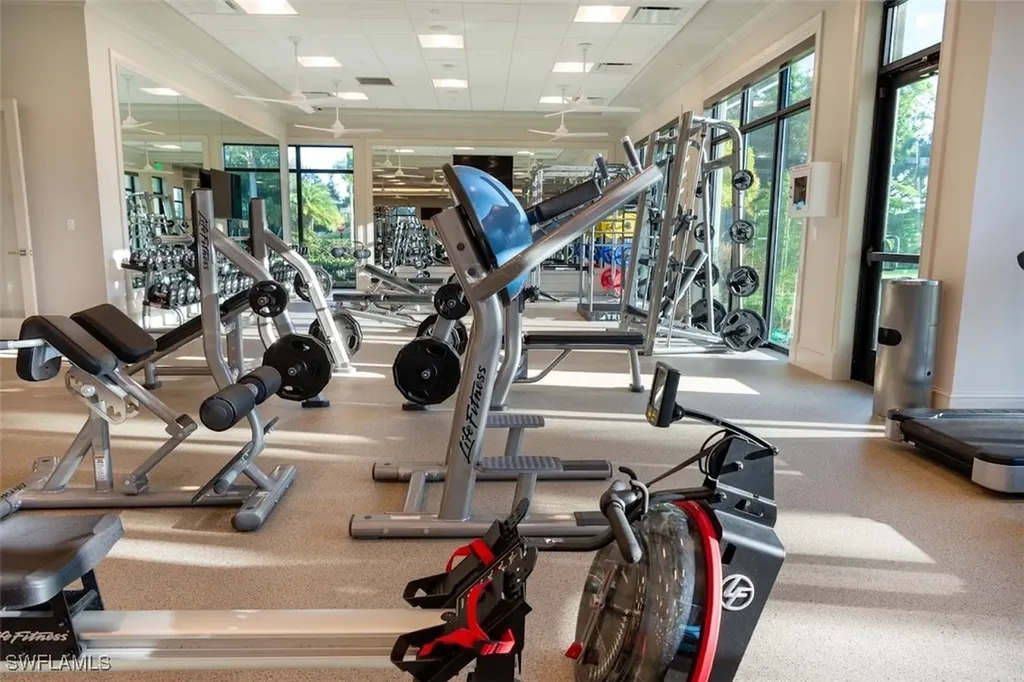 176 Vista Lane Naples FL 34119