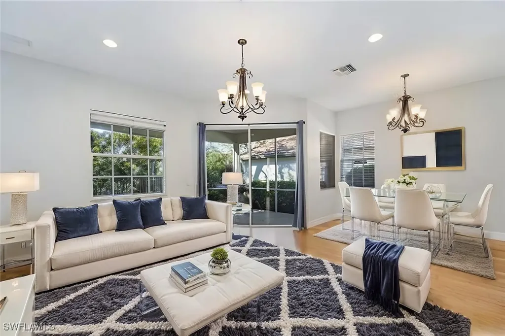 176 Vista Lane Naples FL 34119